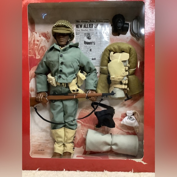 1997 GI Joe Classic Collection D-Day Salute African-American Action Figure NIB - Picture 10 of 11
